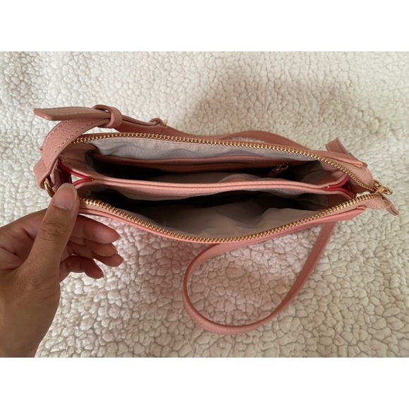 (NWOT) Handbag - Picture 4 of 6